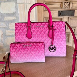 Michael Kors Pink Signature Tote and Wallet Set
